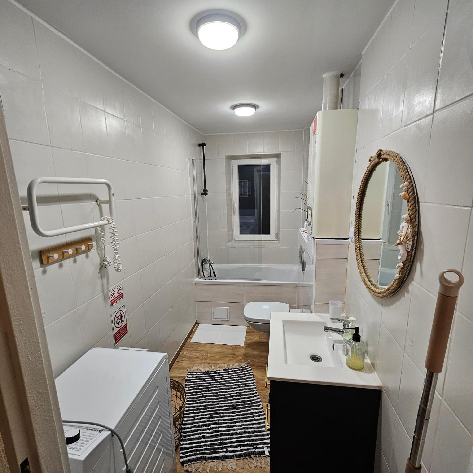 Apartament "Przy Jeziorku" Ketrzyn Luaran gambar