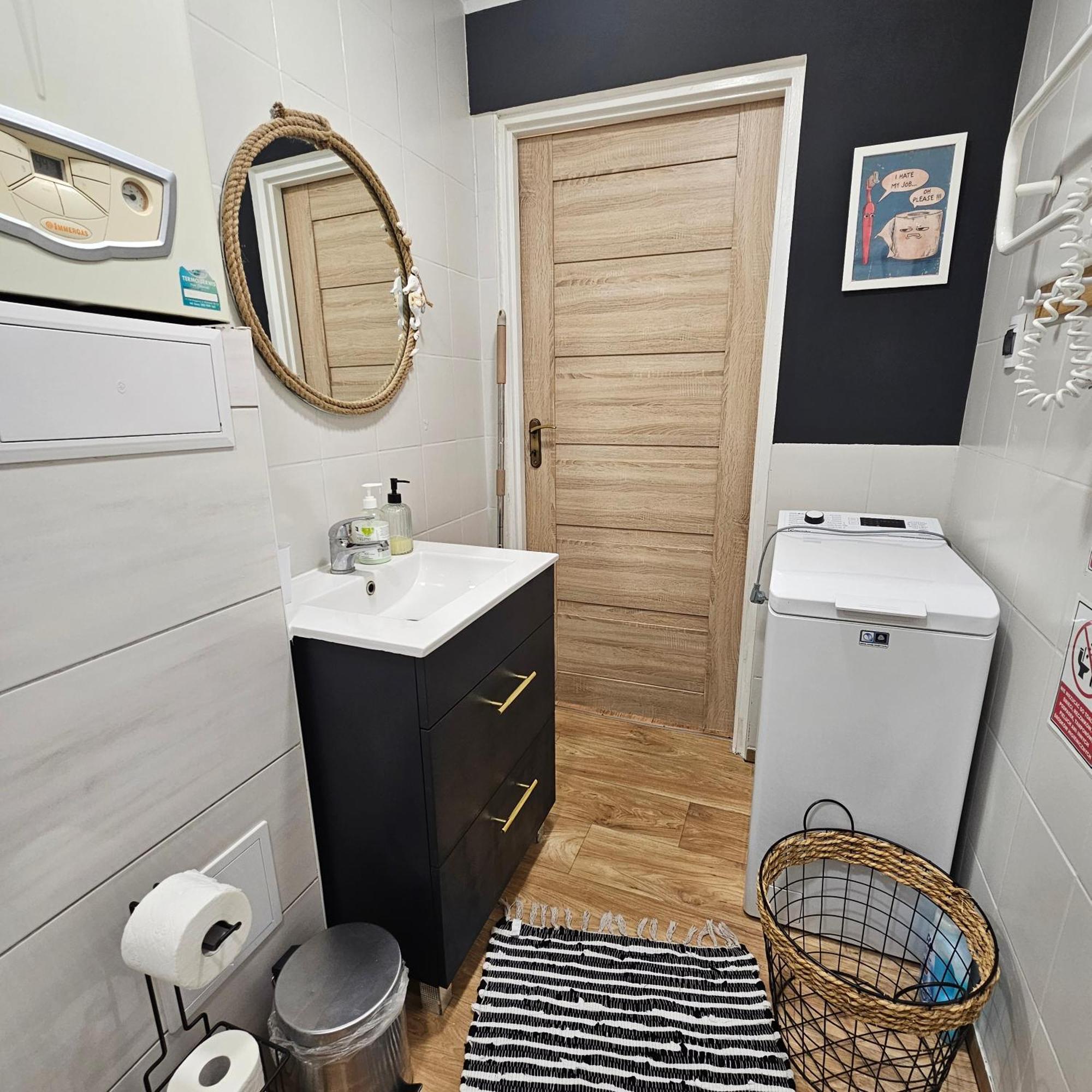 Apartament "Przy Jeziorku" Ketrzyn Luaran gambar
